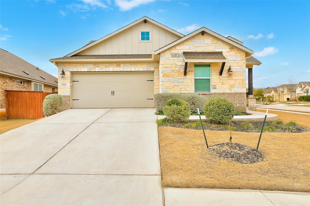 2029 Long Shadow Ln in Georgetown, TX - Building Photo