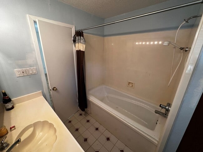 2107 Mallard St in Slidell, LA - Building Photo - Building Photo