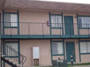 Olive Apartments in Tucson, AZ - Foto de edificio - Building Photo