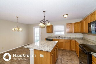 2031 Bridlewood Dr in Franklin, IN - Building Photo - Building Photo