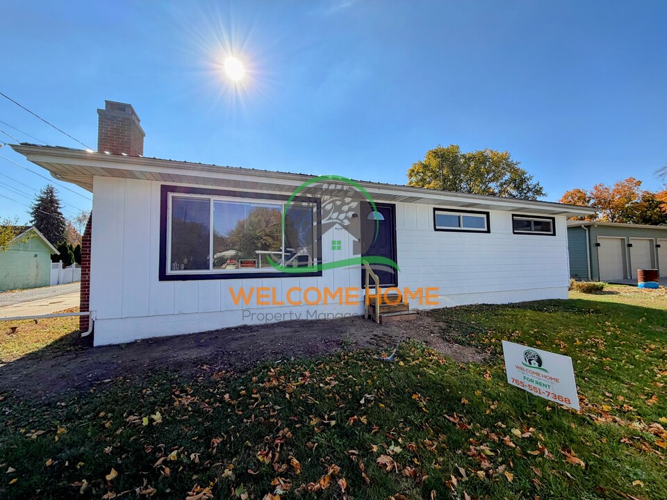 707 Main St in Dayton, IN - Building Photo