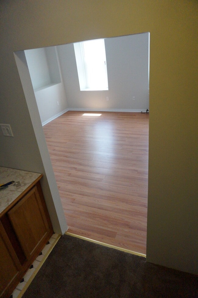 3513 Bowman St, Unit 2 in Philadelphia, PA - Building Photo - Building Photo