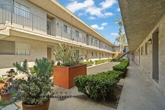 1261-1281 Rosecrans Ave. in Gardena, CA - Building Photo - Building Photo