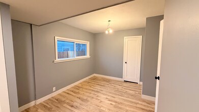 1069 N 1st St, Unit 1 in Coeur d'Alene, ID - Foto de edificio - Building Photo