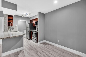 1263 SW 46th Ave in Pompano Beach, FL - Building Photo - Building Photo