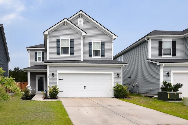 422 Northern Red Oak Dr