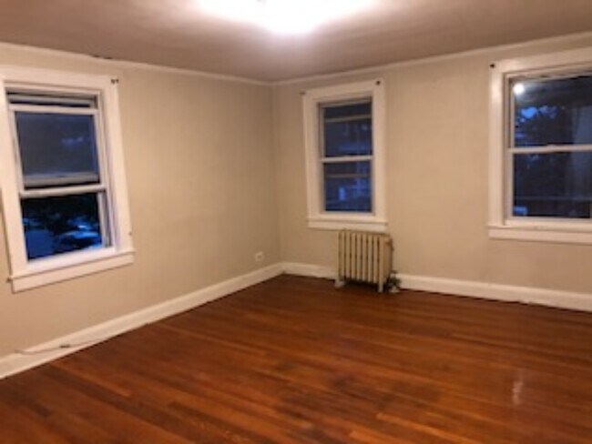 113 S 13th Ave, Unit 2 in Mount Vernon, NY - Foto de edificio - Building Photo