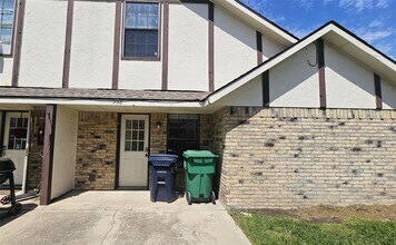 3018 N Bell Ave in Denton, TX - Building Photo - Building Photo