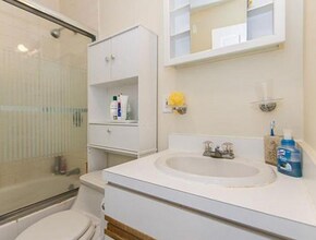 33 Pond Ave, Unit 623 in Brookline, MA - Foto de edificio - Building Photo