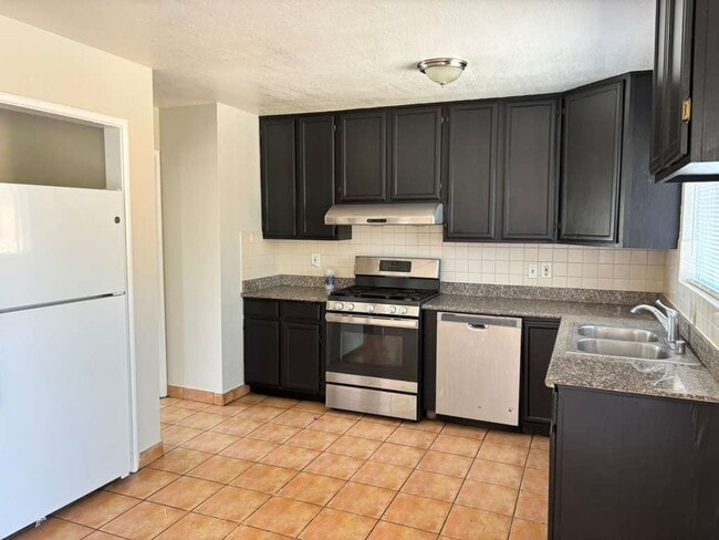 4571 Alhambra Dr
