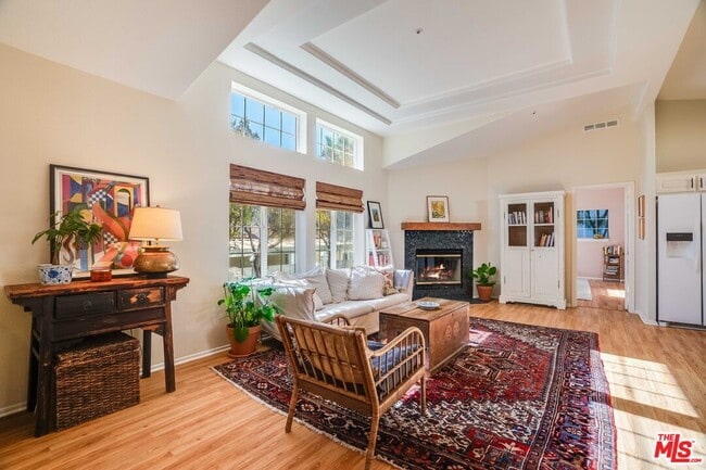 1169 Aztec in Topanga, CA - Building Photo - Building Photo