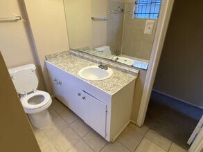 10818 Carlton Dr in Houston, TX - Building Photo - Building Photo