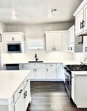 533 NW 176th St in Edmond, OK - Foto de edificio - Building Photo