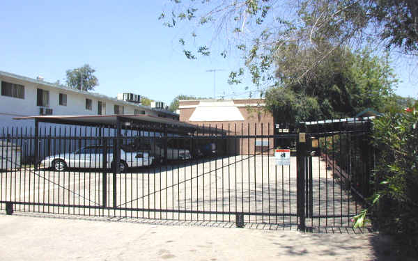 368 E 17th St in San Bernardino, CA - Building Photo - Building Photo