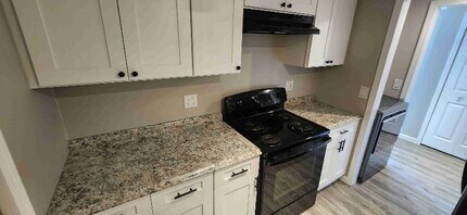 14572 N Saginaw Rd-Unit -UNIT 3 in Clio, MI - Building Photo - Building Photo