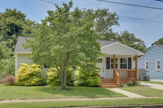 1405 Baychester Ave in Norfolk, VA - Building Photo - Building Photo