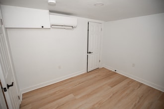 1388 W 83rd St, Unit 114 in Cleveland, OH - Building Photo - Building Photo