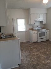 140 Pine St in New Bern, NC - Building Photo - Building Photo