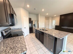 4902 Vivien St in Killeen, TX - Building Photo - Building Photo