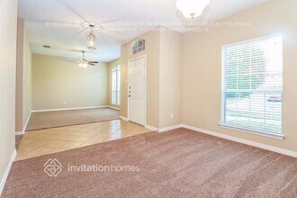 2218 Summer Brook Dr in Weatherford, TX - Building Photo - Building Photo