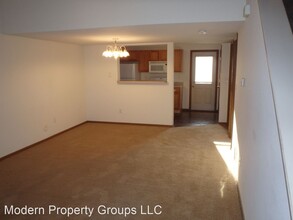 5305 Currituck Ln in Columbia, MO - Foto de edificio - Building Photo