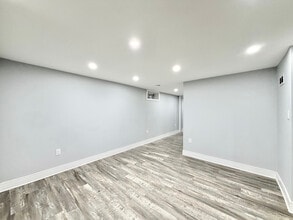 284 Deer Park Cir in London, ON - Building Photo - Building Photo