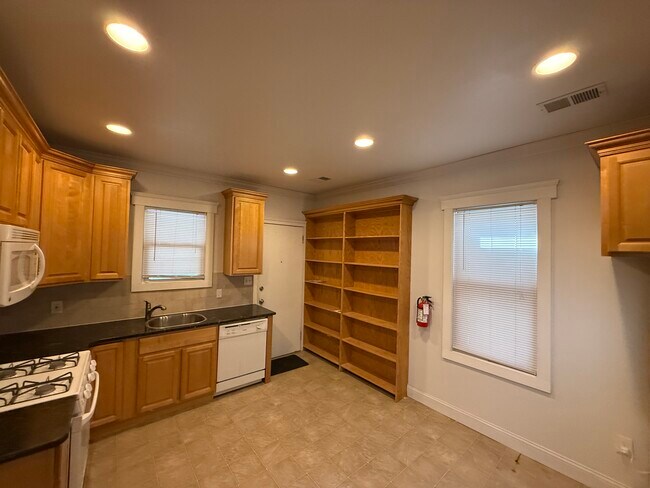 226 Hamilton St in New Brunswick, NJ - Building Photo - Building Photo