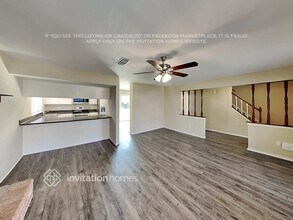 2022 Oak Shores Dr in Humble, TX - Foto de edificio - Building Photo