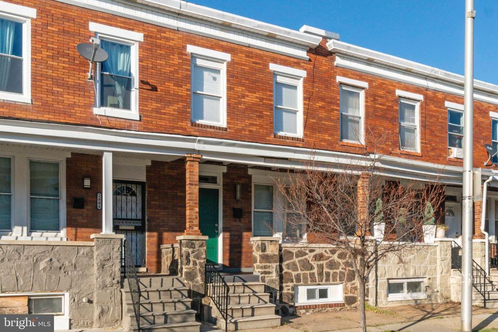 2806 Ashland Ave in Baltimore, MD - Building Photo