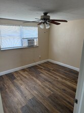 3625 Poinsettia Ave in Naples, FL - Building Photo - Building Photo