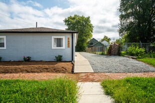1631 Columbia Ave in Indianapolis, IN - Building Photo