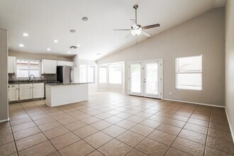 6925 E Laguna Azul Ave in Mesa, AZ - Building Photo - Building Photo