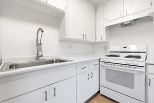 Shady Lane Apartments