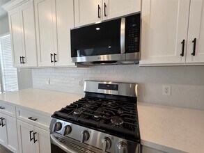 24015 Bonnamere Ln in Katy, TX - Building Photo - Building Photo