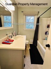 1430 Hillsboro Ave S in Minneapolis, MN - Building Photo - Building Photo