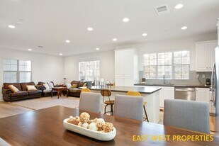 140 Lantana Dr in Stanton, CA - Building Photo