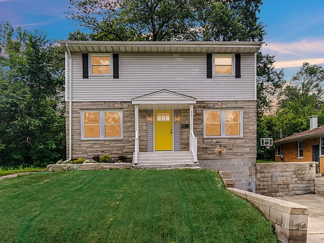 property at 123 Glen Park Ave