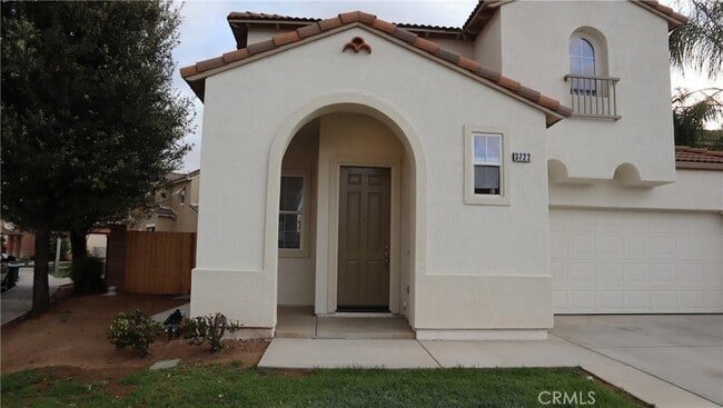 3722 Almansa Way in Perris, CA - Foto de edificio - Building Photo