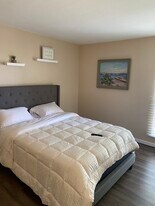 3571 Ruffin Rd, Unit 241 in San Diego, CA - Building Photo