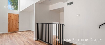 5509 S Manhattan Pl, Unit A in Los Angeles, CA - Building Photo - Building Photo