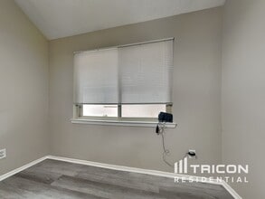 22006 Manor Estates Dr in Katy, TX - Building Photo - Building Photo