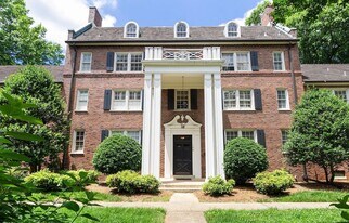 104 Colville Rd, Unit Alson Court in Charlotte, NC - Building Photo