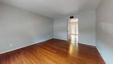 2645 Southbury Cir in Vestavia Hills, AL - Building Photo - Building Photo