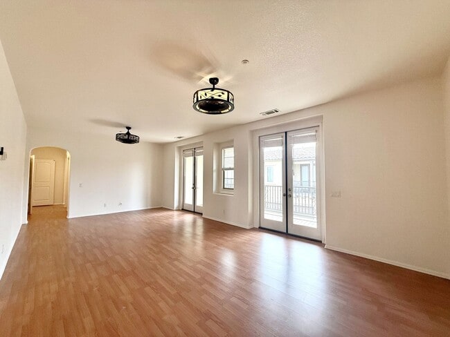 106 Paseo Bravo in Palm Desert, CA - Building Photo - Building Photo