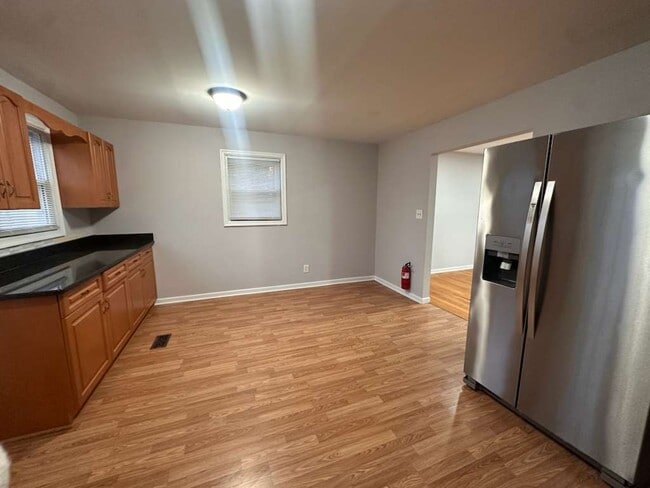 226 S 16th Ave in Manville, NJ - Building Photo - Building Photo