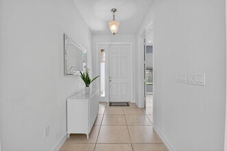 8101 Ironstone Dr in Delray Beach, FL - Building Photo - Building Photo