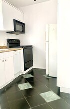 960 Larrabee St, Unit 116 in West Hollywood, CA - Foto de edificio - Building Photo