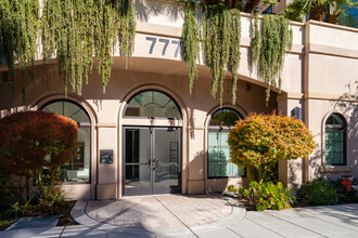 777 Walnut St in San Carlos, CA - Building Photo - Building Photo