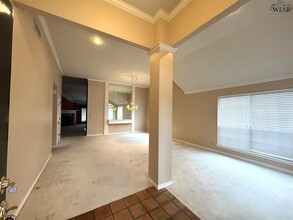 4 Sundial Ct in Wichita Falls, TX - Building Photo - Building Photo