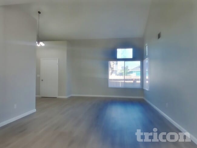 301 Zachary Dr in Vacaville, CA - Building Photo - Building Photo